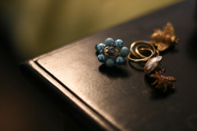 grandma_mildreds_earring.jpg